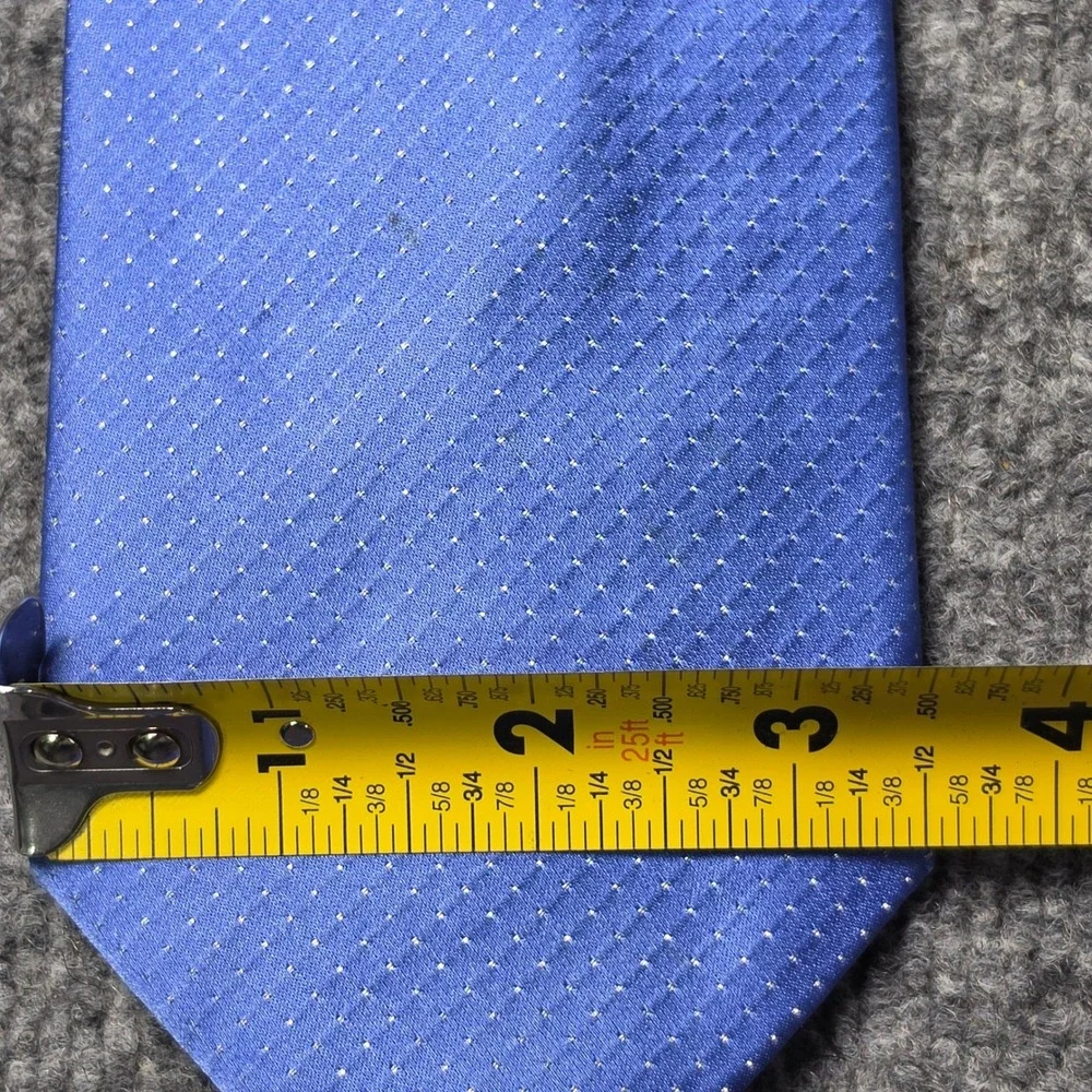 Donald J Trump Signature Collection Blue Dotted 100% Silk Mens Necktie Hand Made